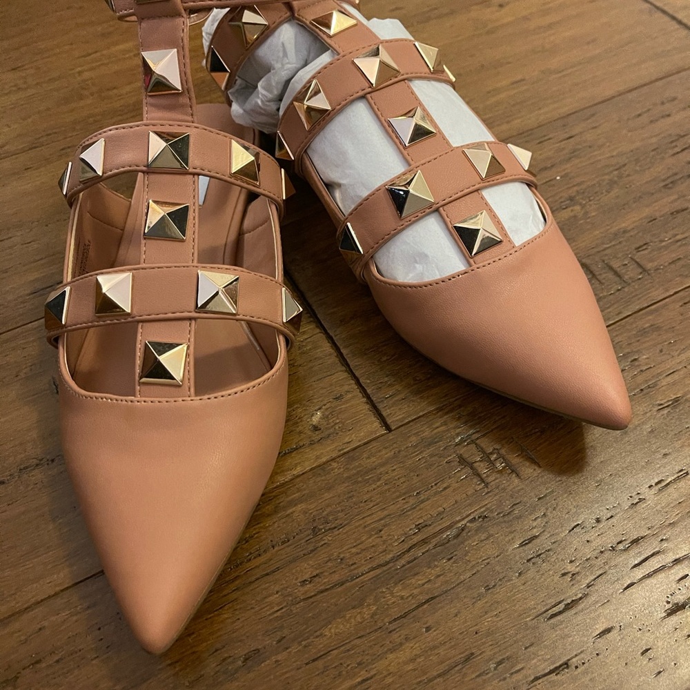 Brand new Steve Madden Studded Mule